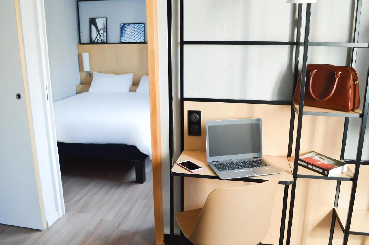 Ibis Paris Tour Eiffel Cambronne 15Eme Hotel France