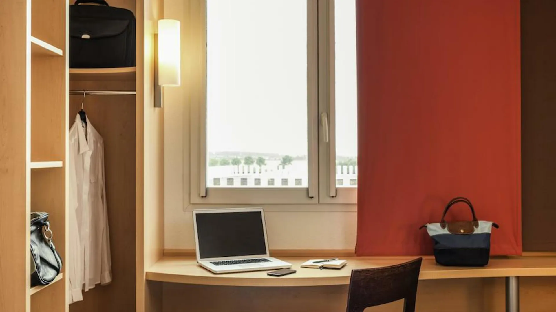 Ibis Paris Tour Eiffel Cambronne 15Eme Hotel 3*,