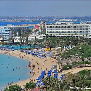 επισκεφθείτε το ξενοδοχείο