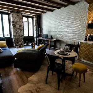 un-lieu-unique-le-gold-et-le-cocon.hotels-rhonealpes.com/