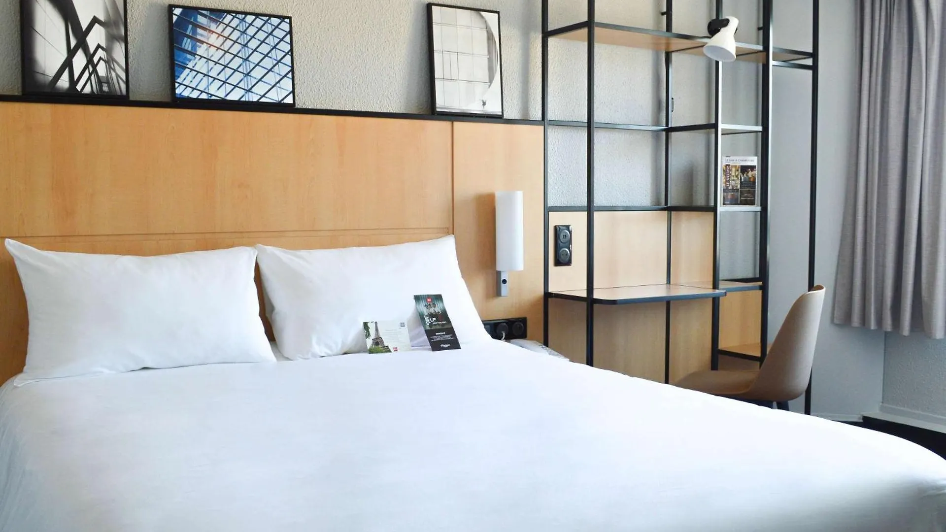Ibis Paris Tour Eiffel Cambronne 15Eme Hotel