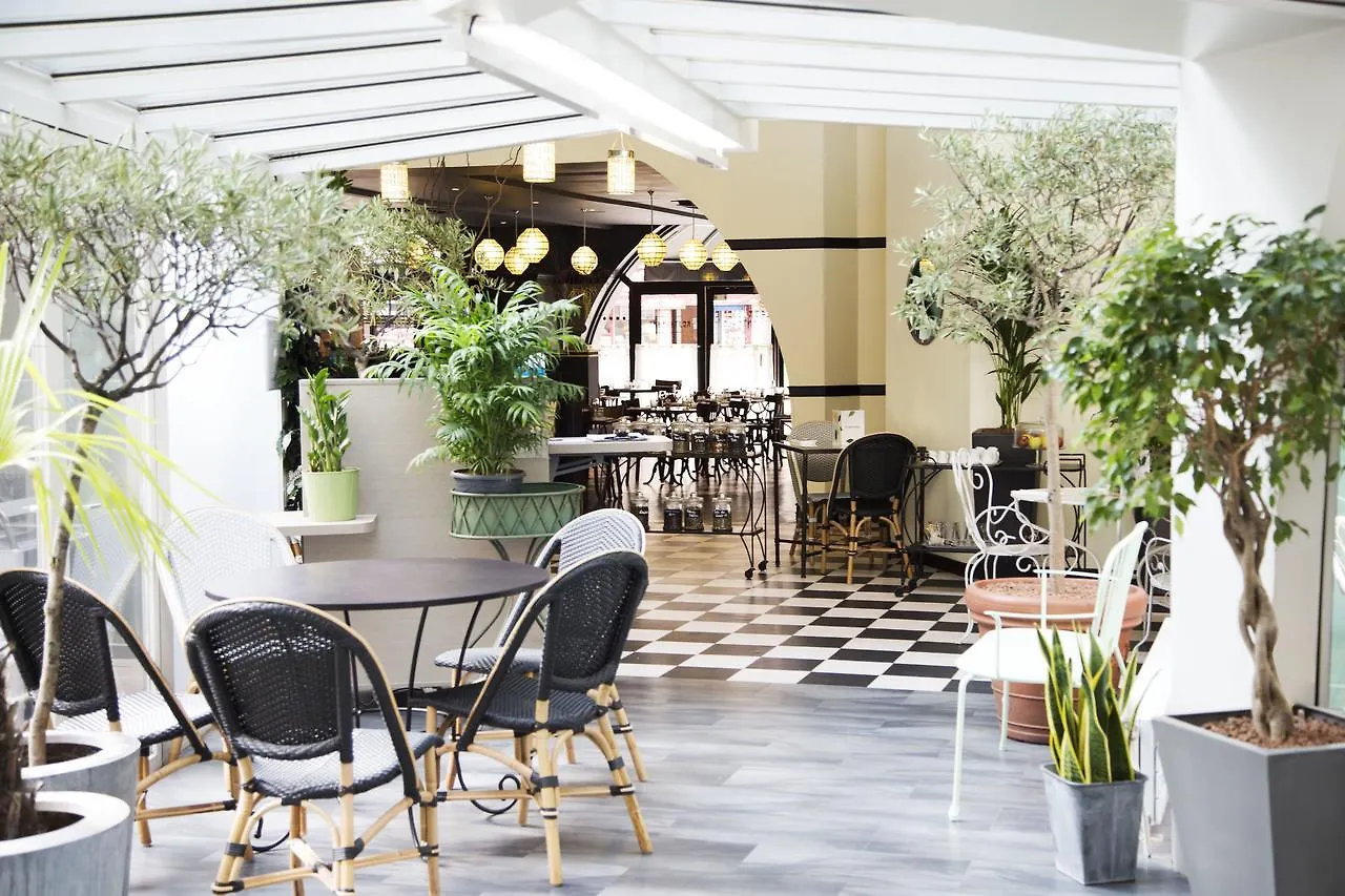 Hotel Ibis Paris Tour Eiffel Cambronne 15Eme